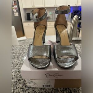 Jessica Simpson Sherron Heels - Mineral shimmer - Size 8